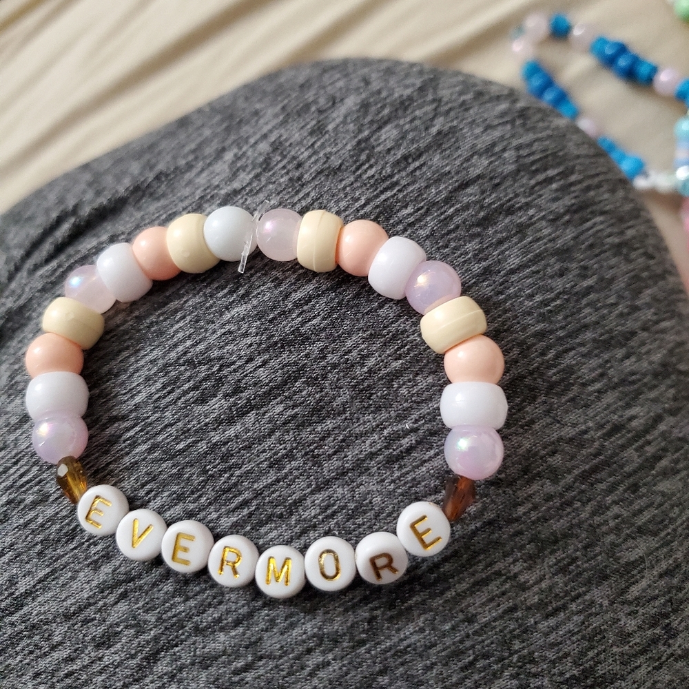 Eras tour bracelets Taylor Swift Friendship